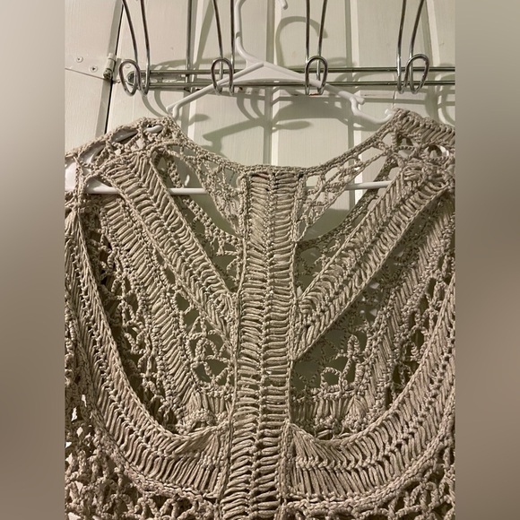 Metric crochet sheer top-medium NWOT - Picture 6 of 9